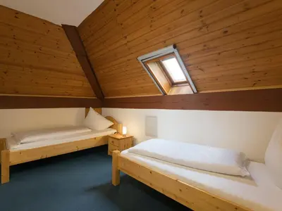 Ein Bett oder Betten in einem Zimmer der Unterkunft Apartment Eifelnatur - Haus 2-3 by Interhome