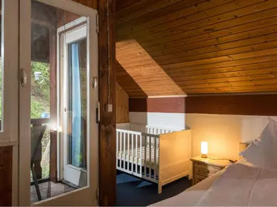 Ein Bett oder Betten in einem Zimmer der Unterkunft Apartment Eifelnatur - Haus 2-3 by Interhome