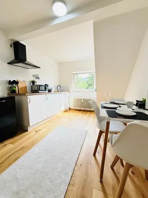Küche/Küchenzeile in der Unterkunft Schöne & gemütliche Wohnung direkt am Bahnhof