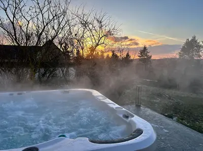 Blick auf den Sonnenuntergang/Sonnenaufgang von der Ferienwohnung aus oder aus der Nähe