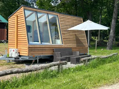 Ein Garten an der Unterkunft Tiny House am Nürburgring
