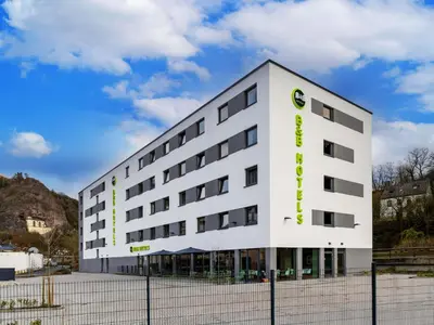Das Gebäude in dem sich das Hotel befindet
