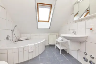Ein Badezimmer in der Unterkunft Moselschleife 2 0