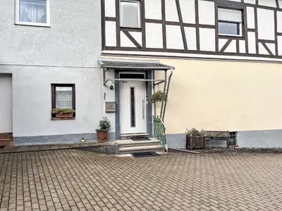 Eine Fassade oder ein Eingang zu Apartment Ferienwohnung Renata 1 nahe Nürburgring by Interhome