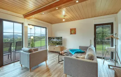 TV/Unterhaltungsangebot in der Unterkunft 2 Bedroom Beautiful Home In Daun