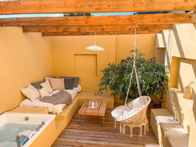 Ein Sitzbereich in der Unterkunft Minimalus Koblenz Apartment I mit Whirlpool