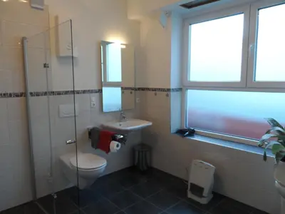 Ein Badezimmer in der Unterkunft Gästehaus Alfons und Maria Anna Eifel