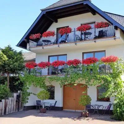 Marmann - large holiday apartment