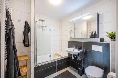 Ein Badezimmer in der Unterkunft Untere Rheinblick-Oase Komfort mit 2 SZ Balkon