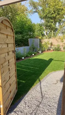 Ein Garten an der Unterkunft Ferienwohnung Ela 1