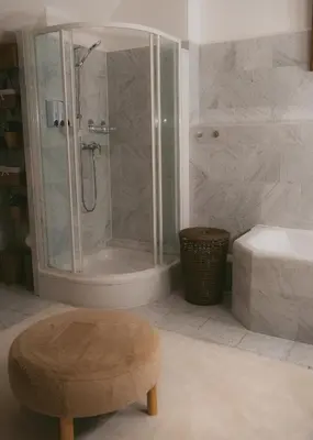 Ein Badezimmer in der Unterkunft Antikes Haus an der Mosel