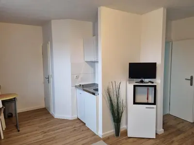 Küche/Küchenzeile in der Unterkunft Schöne Ferienwohnung in Koblenz HG2