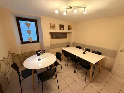 Ein Sitzbereich in der Unterkunft Großzügiges Haus in Moselnähe