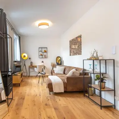 Modernes Studio Augusta am Rhein