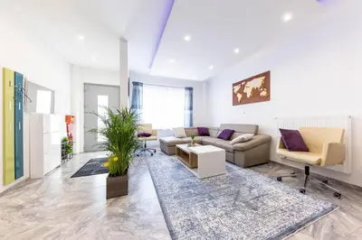 Ein Sitzbereich in der Unterkunft Rheinland Apartments - Stilvolle, moderne Unterkunft mit kostenfreiem WLAN und Parkplatz