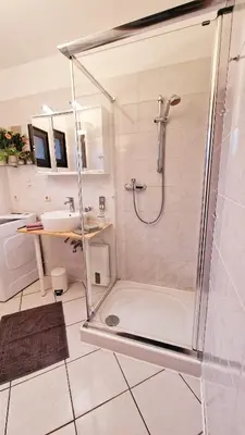 Ein Badezimmer in der Unterkunft LittleHome