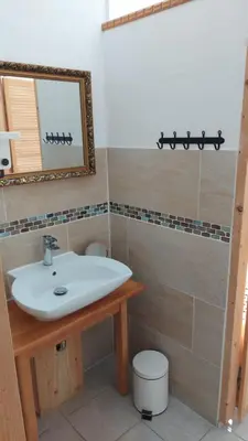 Ein Badezimmer in der Unterkunft Villa Gast - Salmagundi, für Gruppen bis 16 Gäste