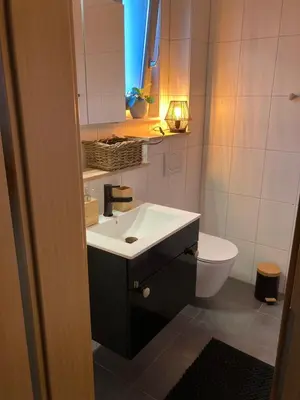 Ein Badezimmer in der Unterkunft Ferienwohnung am Salmtalradweg Region Eifel Mosel