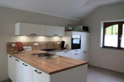 Küche/Küchenzeile in der Unterkunft Ferienwohnung Weinbergsliebe