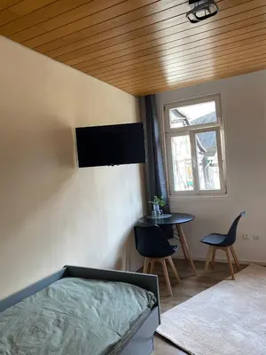 TV/Unterhaltungsangebot in der Unterkunft Münzbach Ferienzimmer im historischen Stadtkern