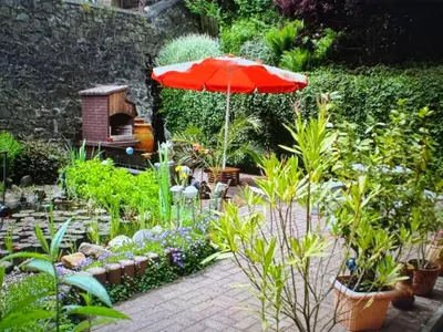 Ein Garten an der Unterkunft Ferienwohnung Danielle Kessler