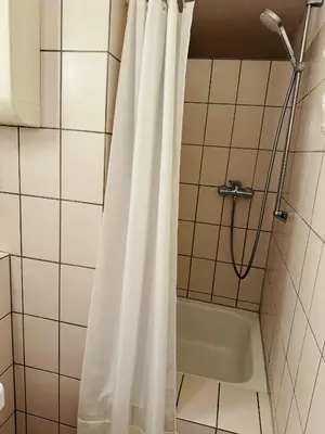 Ein Badezimmer in der Unterkunft Waterfront Living Koblenz