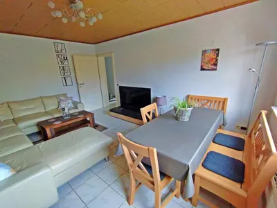 Ein Sitzbereich in der Unterkunft gemütliche Ferienwohnung in ruhiger Lage, Nähe Luxemburg und Trier - Holiday and Nature Olk