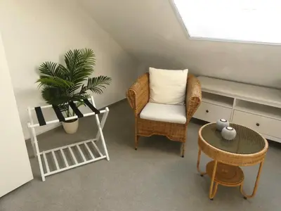 Ein Sitzbereich in der Unterkunft Landhaus SoonZauber - Exklusives Paar-Hideaway im Naturpark Soonwald-Nahe