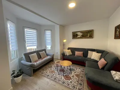 Ein Sitzbereich in der Unterkunft Ferienwohnung Andi