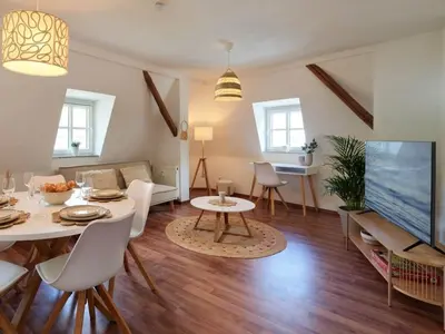 TV/Unterhaltungsangebot in der Unterkunft Cozy apartment near Mosel - top location - mountain view