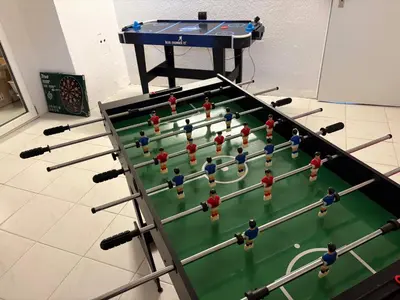 Eine Spielezimmer in der Unterkunft FeWo II Glücksmomente Bostalsee