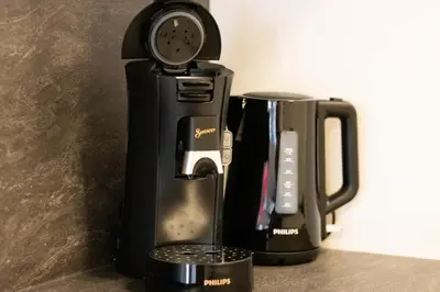 Kaffee-/Teezubehör in der Unterkunft Fewomo, Moselzeit Apartment, Stilvolle Fewo für Genießer nähe Schloss