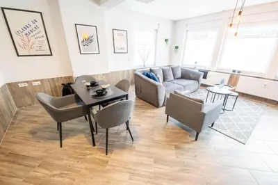 Ein Sitzbereich in der Unterkunft Modernes Apartment in Neuwied