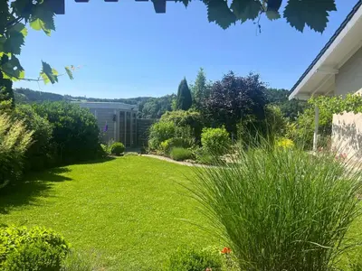 Ein Garten an der Unterkunft Casa Andrea, Ferienwohnung