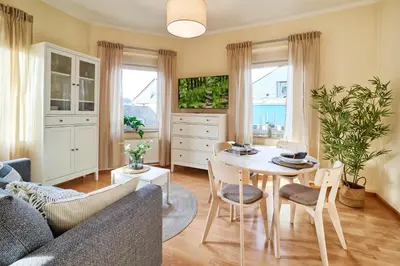 Ein Sitzbereich in der Unterkunft MARX - Stilvolles Studio-Apartment im Stadtzentrum - ideal für Paare & Geschäftsreisende, Gratis WLAN