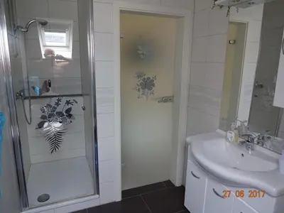 Ein Badezimmer in der Unterkunft Ferienwohnungen Stollhof