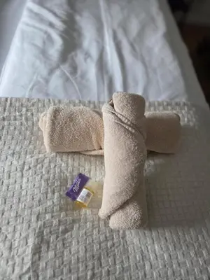 Ein Bett oder Betten in einem Zimmer der Unterkunft Gemütliche 2 Zim Wohnung mit Fahrradstellplätzen