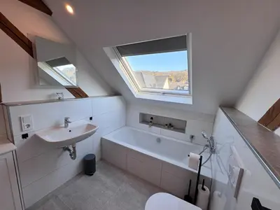 Ein Badezimmer in der Unterkunft Moselzeit - Ferienwohnung 