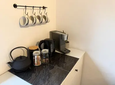 Küche/Küchenzeile in der Unterkunft Maisonette Vino Veritas - Auszeit am Weinberg