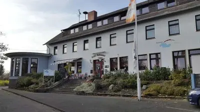 Das Gebäude in dem sich das Hotel befindet