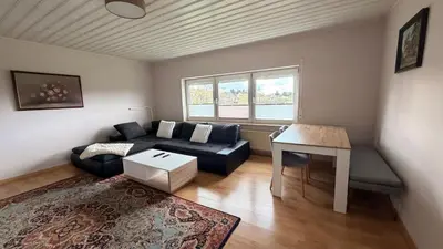 Ein Sitzbereich in der Unterkunft Helle Ferienwohnung mit großem Balkon in Nattenheim in der Südeifel bei Bitburg