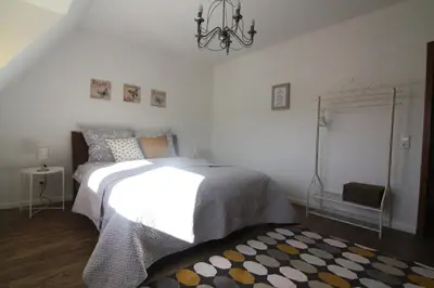 Ein Bett oder Betten in einem Zimmer der Unterkunft Alte Praxis - Zentral & ruhig in Simmern! Stellplatz