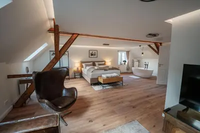 Ein Sitzbereich in der Unterkunft Ferienhaus Kapellenhof mit Infrarotsauna und vier Schlafzimmern