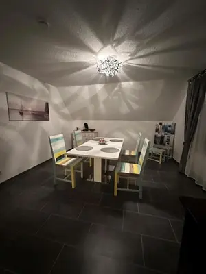 Ein Sitzbereich in der Unterkunft Ferienwohnung JODIS