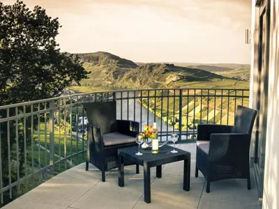 Ein allgemeiner Bergblick oder ein Berglick von der Ferienwohnung aus