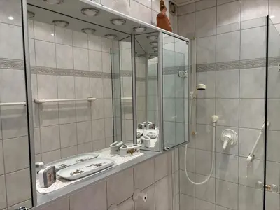 Ein Badezimmer in der Unterkunft Ferienwohnung -Schöne Aussicht- im Taunusblick A-1003