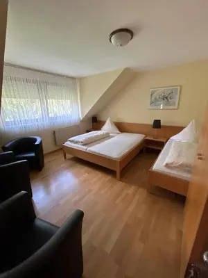 Ein Sitzbereich in der Unterkunft Hotel-Restaurant Jägerhof