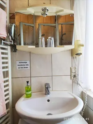Ein Badezimmer in der Unterkunft Moselperle Hotel Restaurant