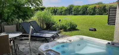 Ein Garten an der Unterkunft Eifel Dream Casa29