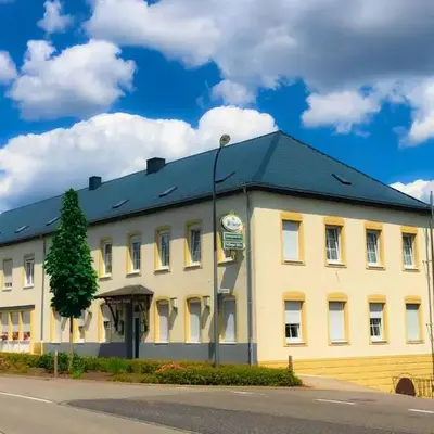 Apartment in Pellingen with parking